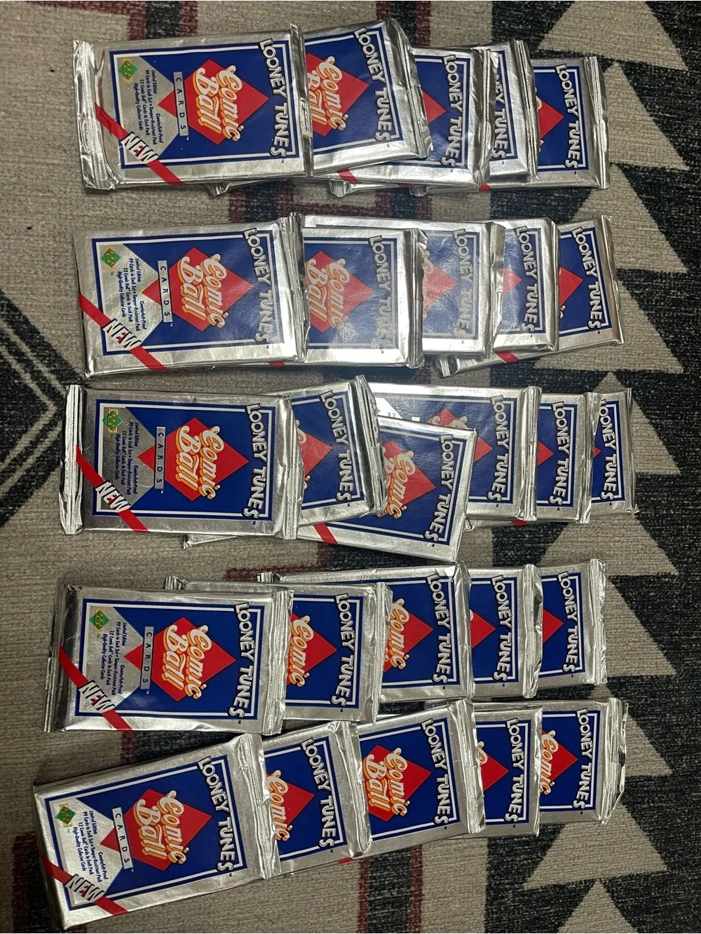 Looney Tunes Comic Ball Cards Upper Deck NEW 26 Packs Trading Cards